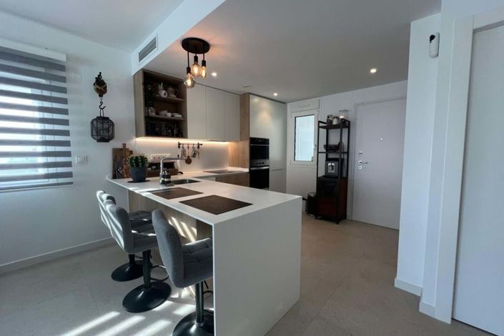 Image No.4-2 Bed Apartment for sale