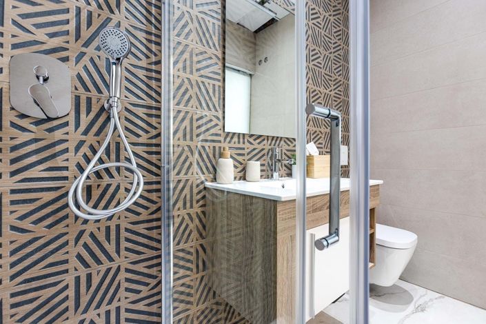 Image No.21-2 Bed Bungalow for sale