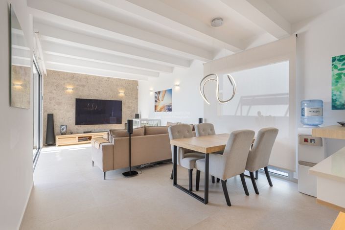 Image No.11-3 Bed Villa for sale