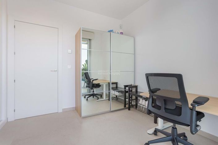 Image No.22-3 Bed Villa for sale