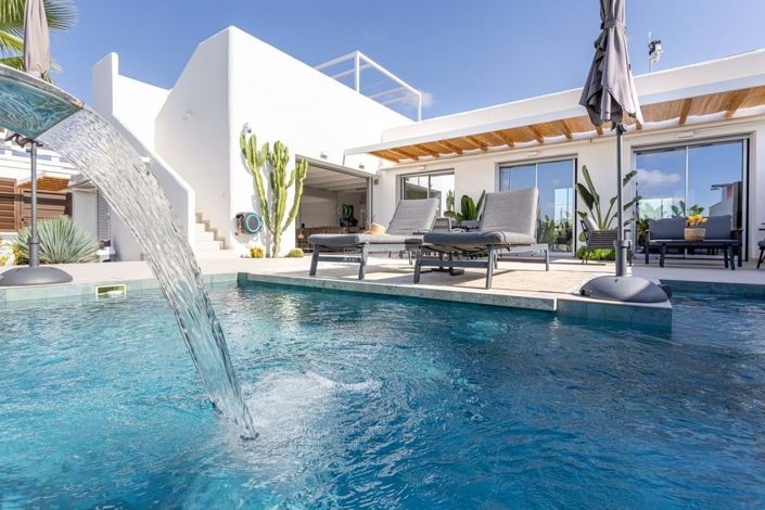 Image No.4-3 Bed Villa for sale