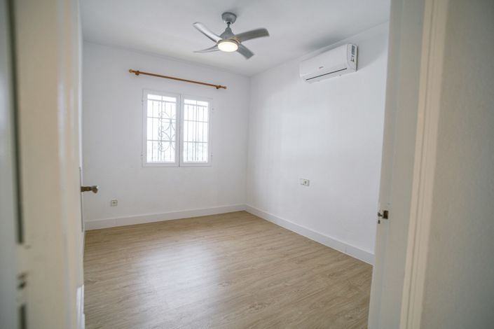 Image No.25-3 Bed Villa for sale