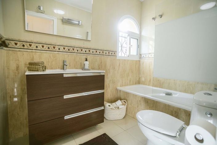 Image No.30-3 Bed Villa for sale