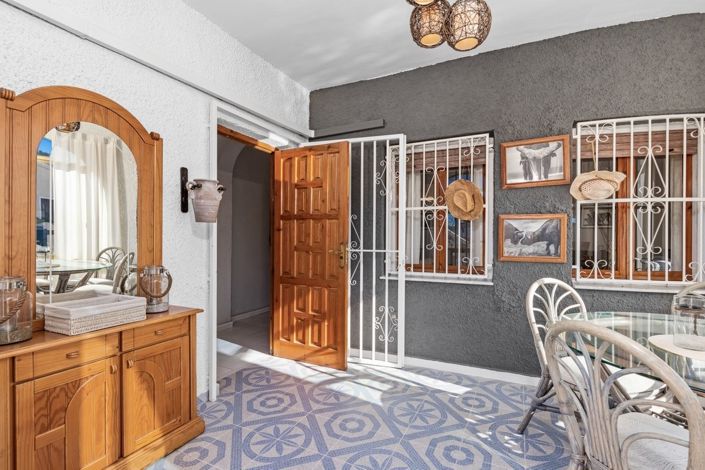 Image No.12-3 Bed Villa for sale