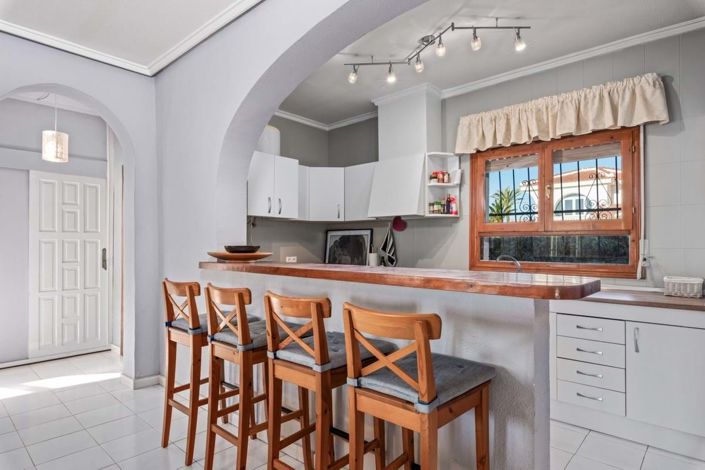 Image No.7-3 Bed Villa for sale