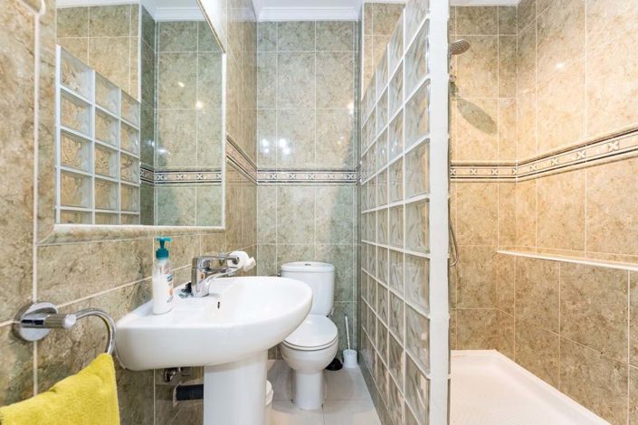 Image No.18-3 Bed Villa for sale