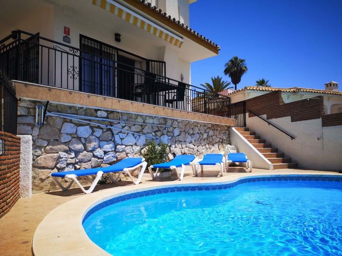 Image No.2-3 Bed Villa for sale