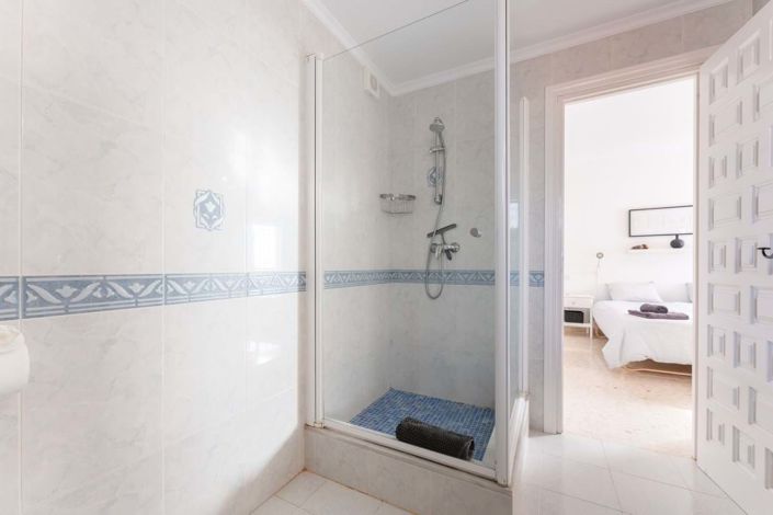 Image No.23-3 Bed Villa for sale