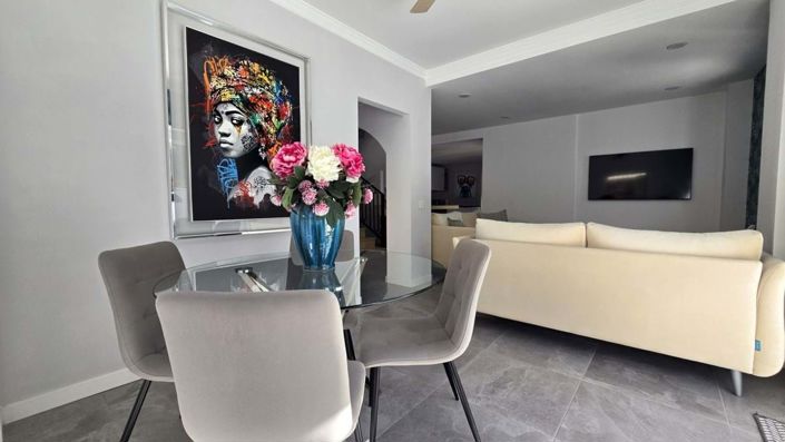 Image No.22-5 Bed Villa for sale