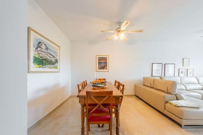 Image No.11-4 Bed Townhouse for sale