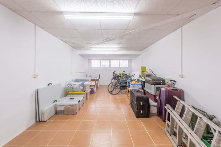 Image No.39-4 Bed Townhouse for sale