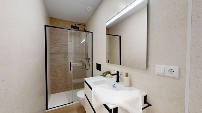 Image No.11-3 Bed Apartment for sale