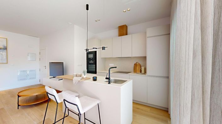 Image No.8-3 Bed Apartment for sale