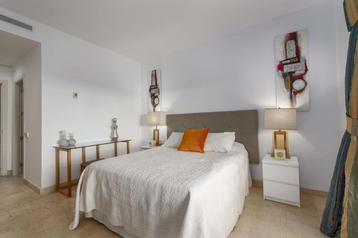 Image No.12-2 Bed Apartment for sale