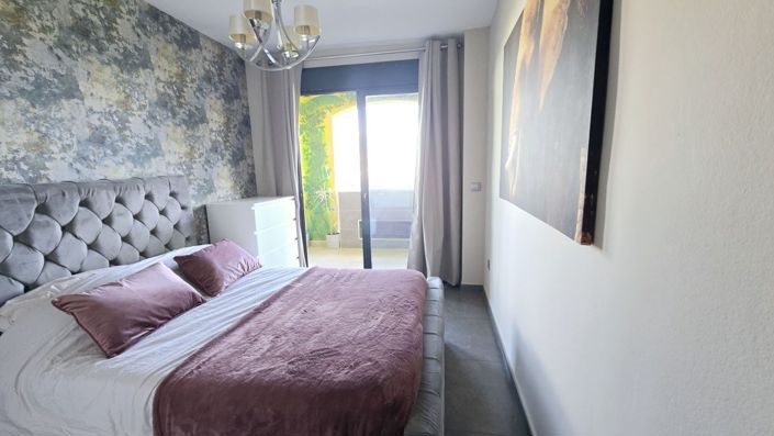 Image No.26-2 Bed Apartment for sale