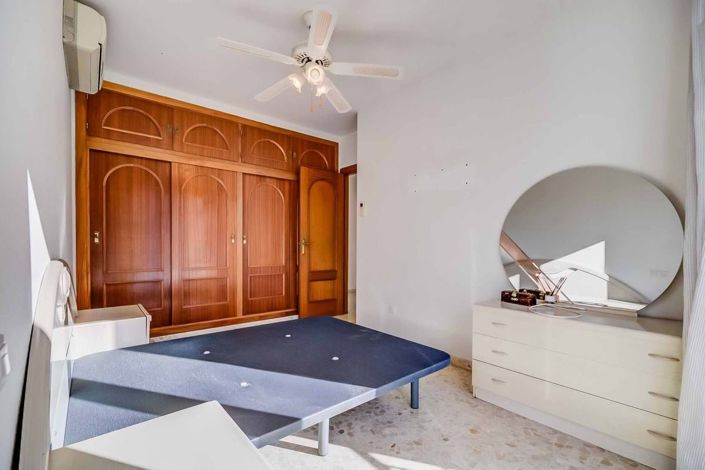 Image No.28-4 Bed Villa for sale