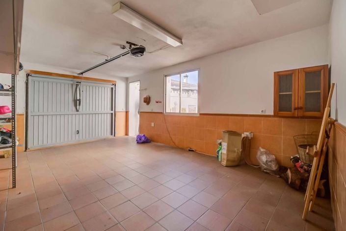 Image No.42-4 Bed Villa for sale