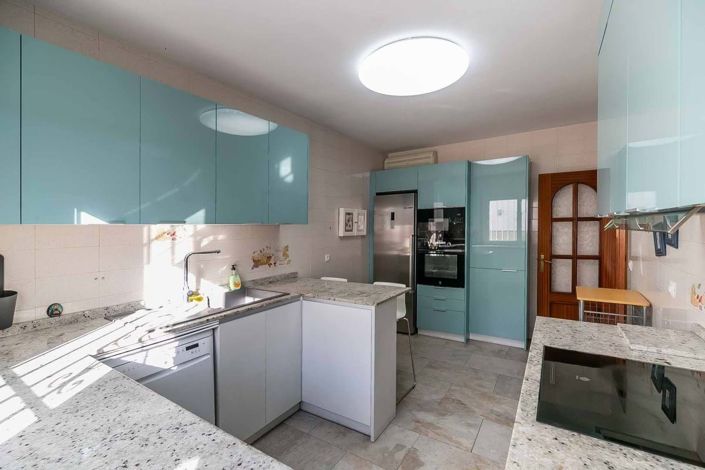 Image No.7-4 Bed Villa for sale