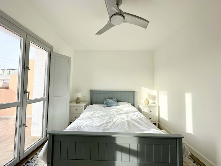 Image No.26-4 Bed Townhouse for sale