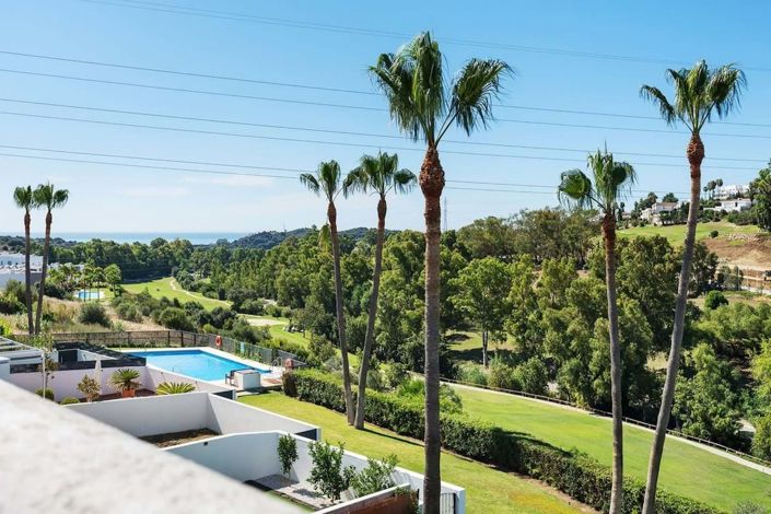 Image No.3-4 Bed Townhouse for sale