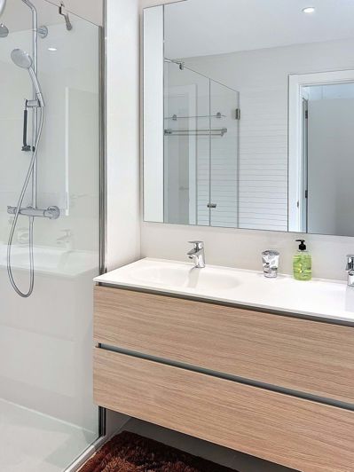 Image No.20-3 Bed Apartment for sale