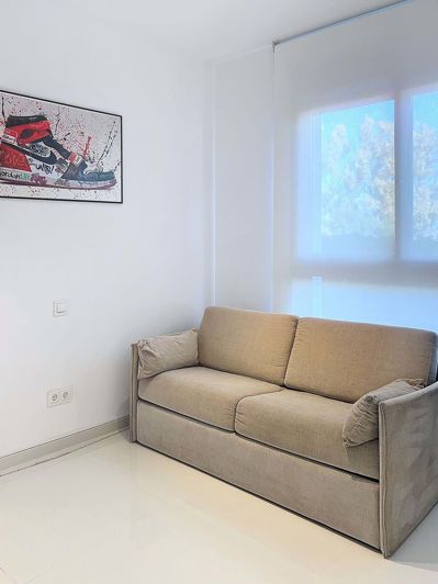 Image No.25-3 Bed Apartment for sale