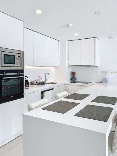 Image No.30-3 Bed Apartment for sale