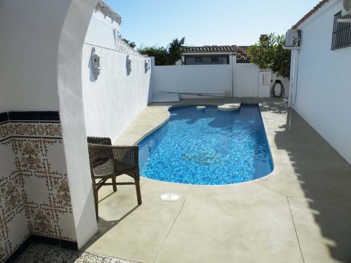 Image No.2-3 Bed Villa for sale