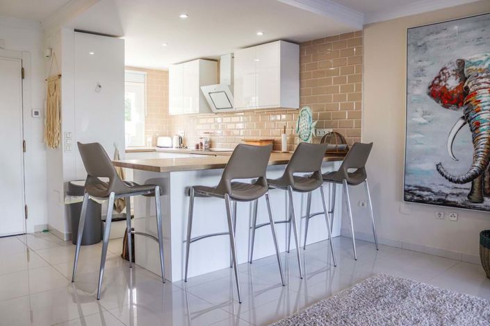 Image No.10-3 Bed Townhouse for sale