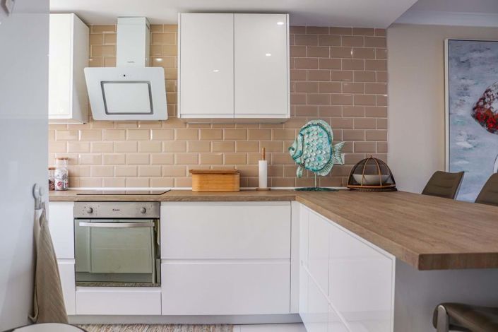 Image No.12-3 Bed Townhouse for sale