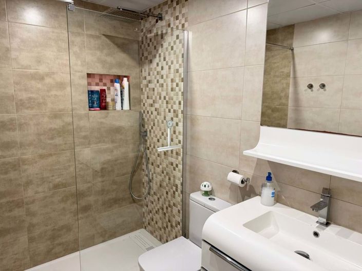 Image No.22-3 Bed Townhouse for sale