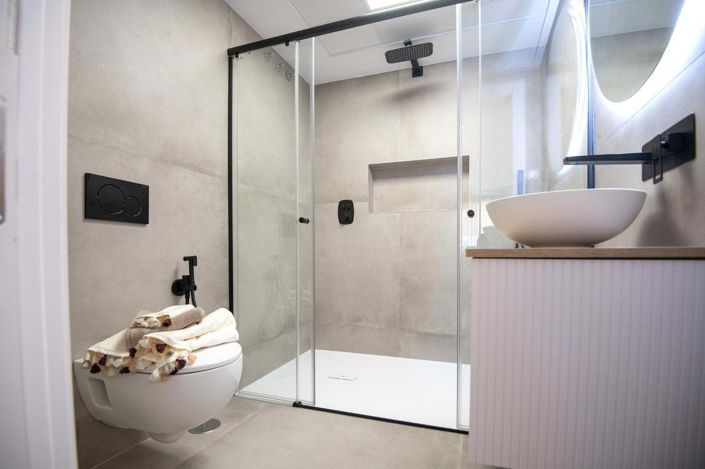 Image No.21-2 Bed Apartment for sale