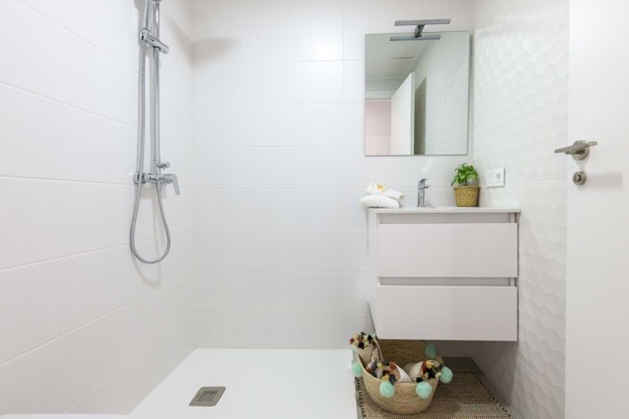 Image No.22-2 Bed Bungalow for sale