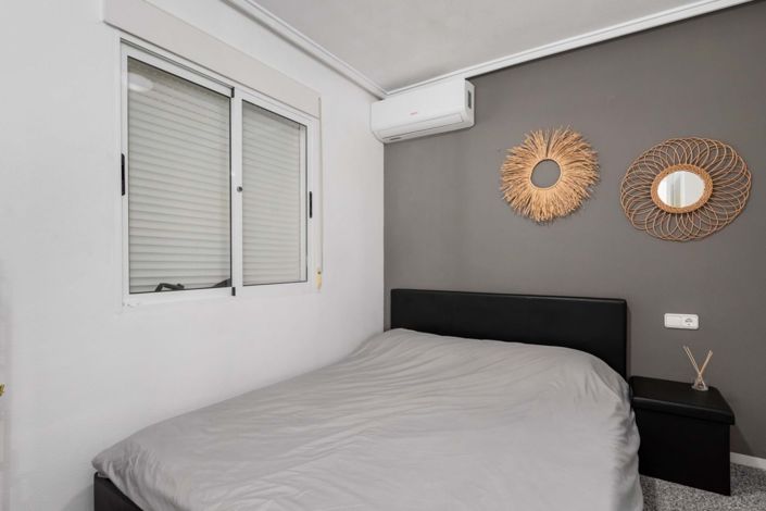 Image No.10-3 Bed Villa for sale