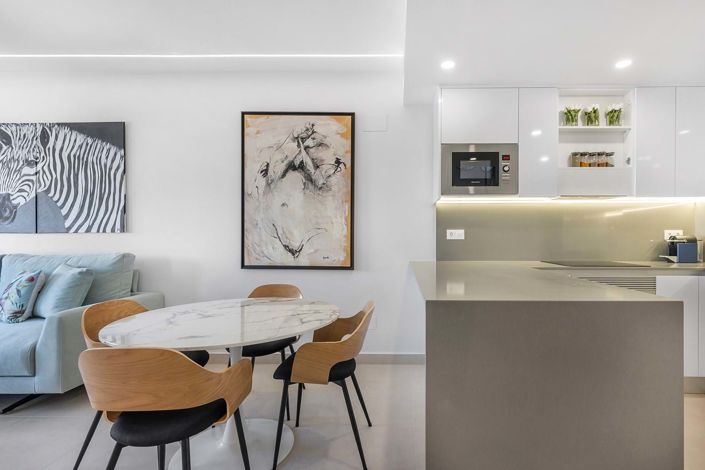 Image No.22-3 Bed Apartment for sale