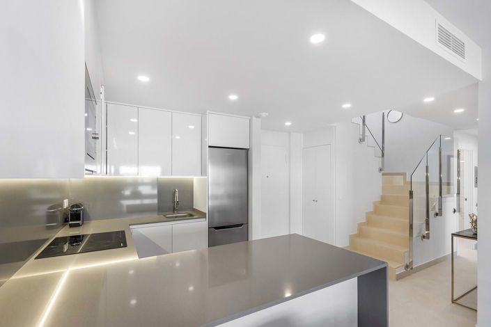 Image No.23-3 Bed Apartment for sale