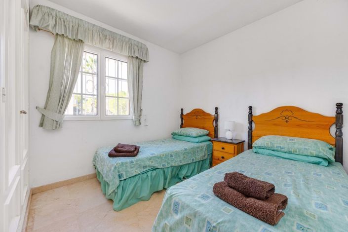 Image No.17-2 Bed Apartment for sale