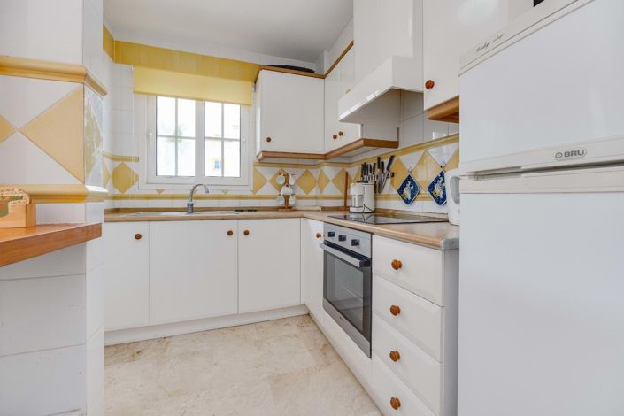 Image No.8-2 Bed Apartment for sale