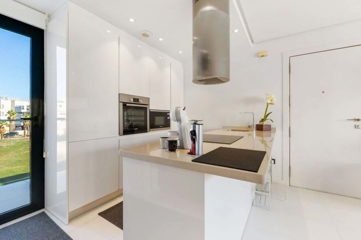 Image No.11-2 Bed Apartment for sale