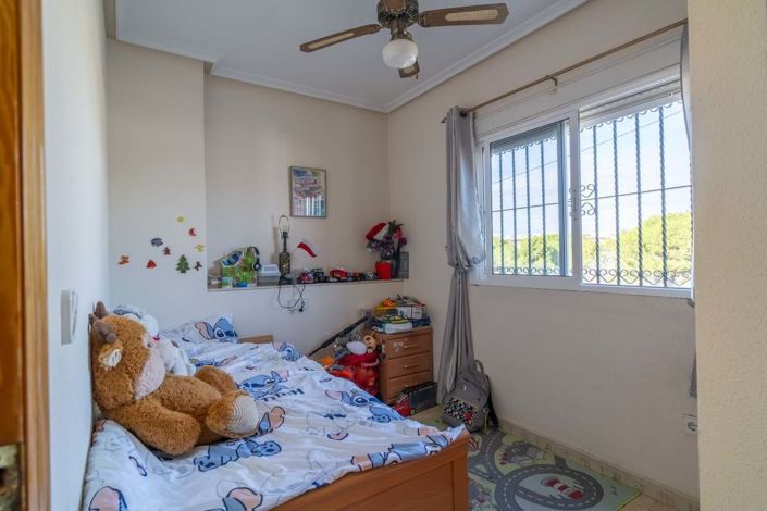 Image No.8-3 Bed Townhouse for sale