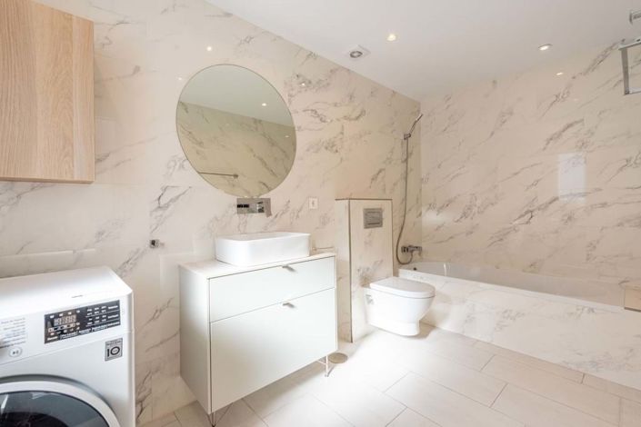 Image No.21-3 Bed Townhouse for sale