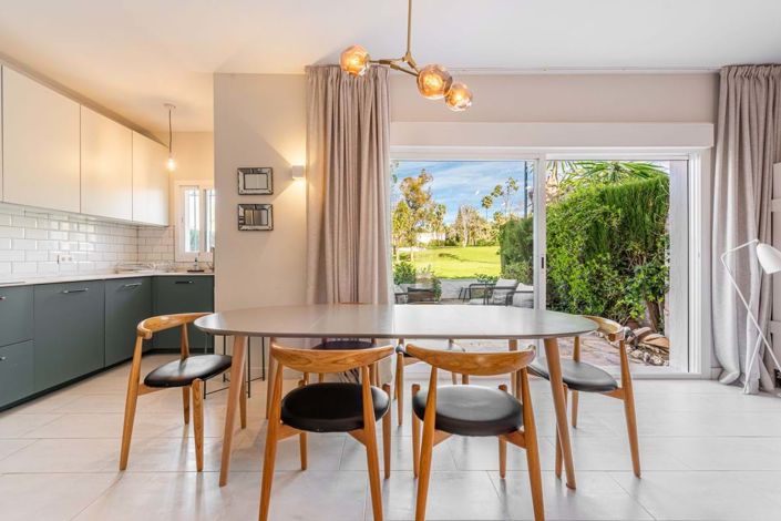 Image No.5-3 Bed Townhouse for sale