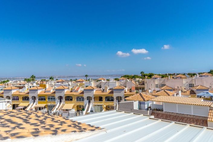 Image No.22-3 Bed Townhouse for sale