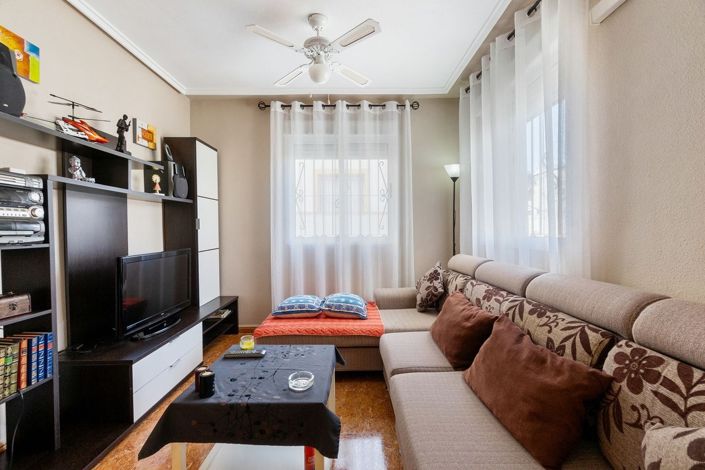 Image No.4-3 Bed Townhouse for sale