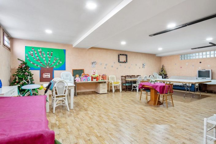 Image No.15-4 Bed Villa for sale