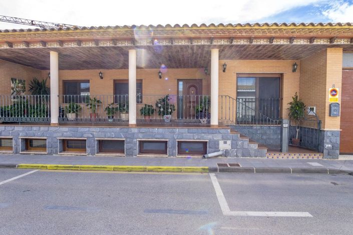 Image No.20-4 Bed Villa for sale