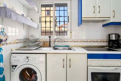 1447-530595-78d1f4f8b6655591b02d22fabb36a692d