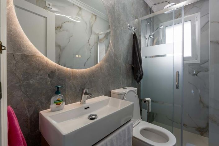 Image No.12-4 Bed Villa for sale