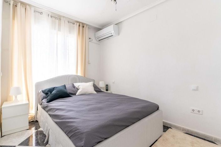 Image No.8-4 Bed Villa for sale