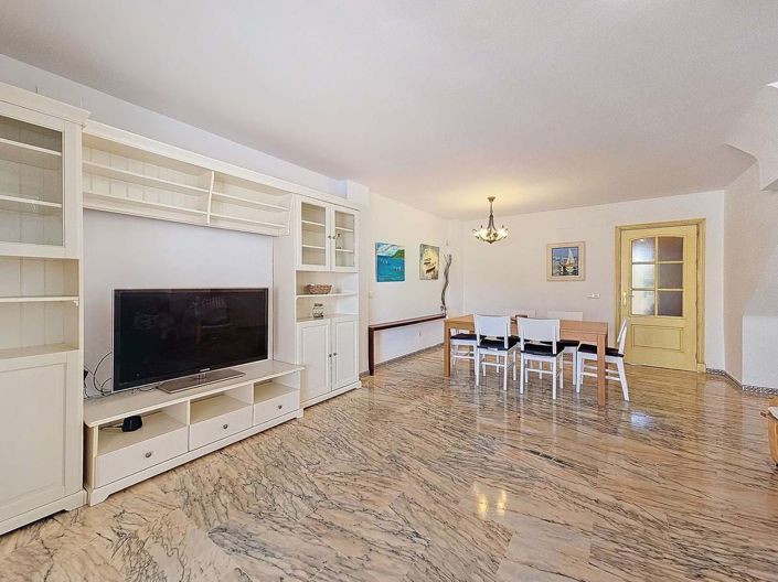 Image No.7-4 Bed Townhouse for sale